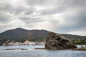 Bucear en Cap de Creus: roca, tramontana y paisaje submarino