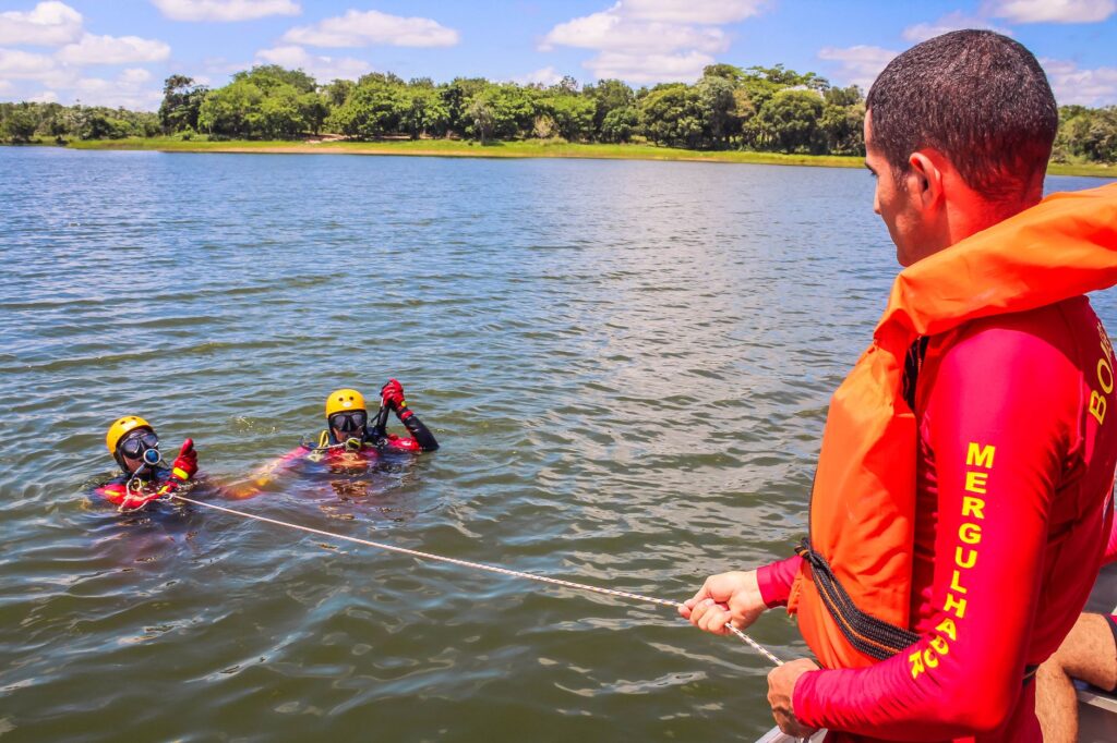Primeros auxilios en buceo: protocolo ante emergencias