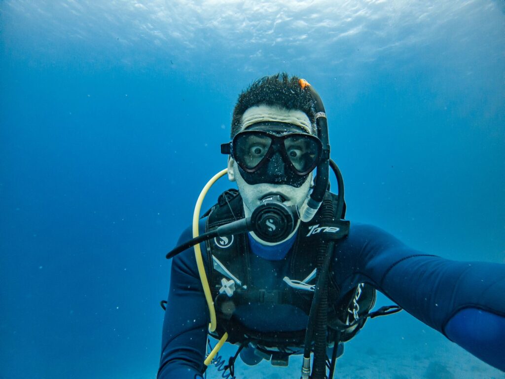 Cómo elegir tu primera máscara de buceo: guía para principiantes